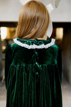 Load image into Gallery viewer, Green Velvet Dress
