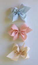 Load image into Gallery viewer, Gingham Scallop Edge Bow in Almond
